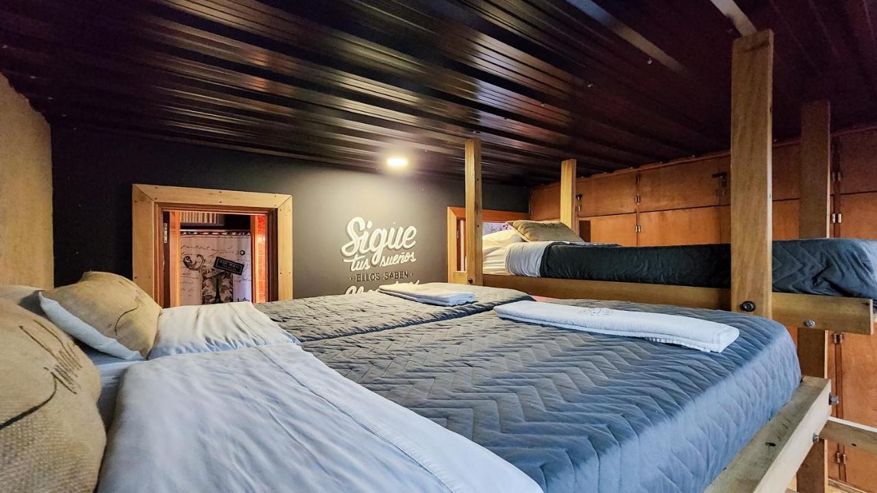 Bucanaan Hostel Boutique Cordoba Bagian luar foto